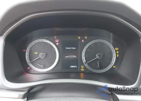 2019 Hyundai Sonata Limited z USA, uszkodzony, nr VIN 5NPE34AF6KH776596